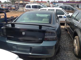 2004 DODGE CHARGER