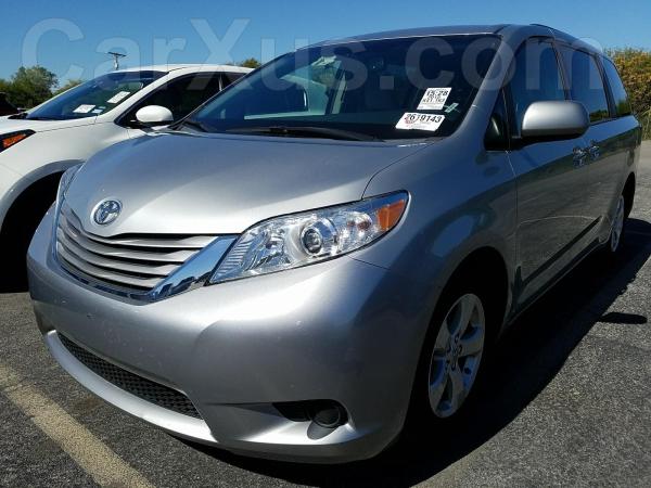 Used 2015 Toyota Sienna Le Car For Sale 18 900 Usd On